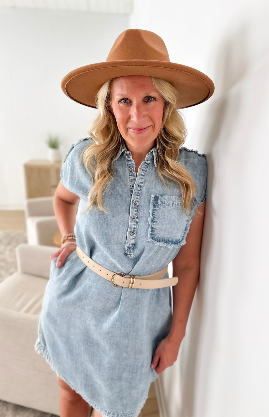light wash denim mini dress Light Wash Denim Sweetheart Sleeveless Mini Dress