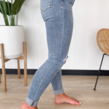 Maddie Mid Rise Skinny Judy Blue Jeans