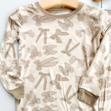 Neutral Bows Two-Piece Set