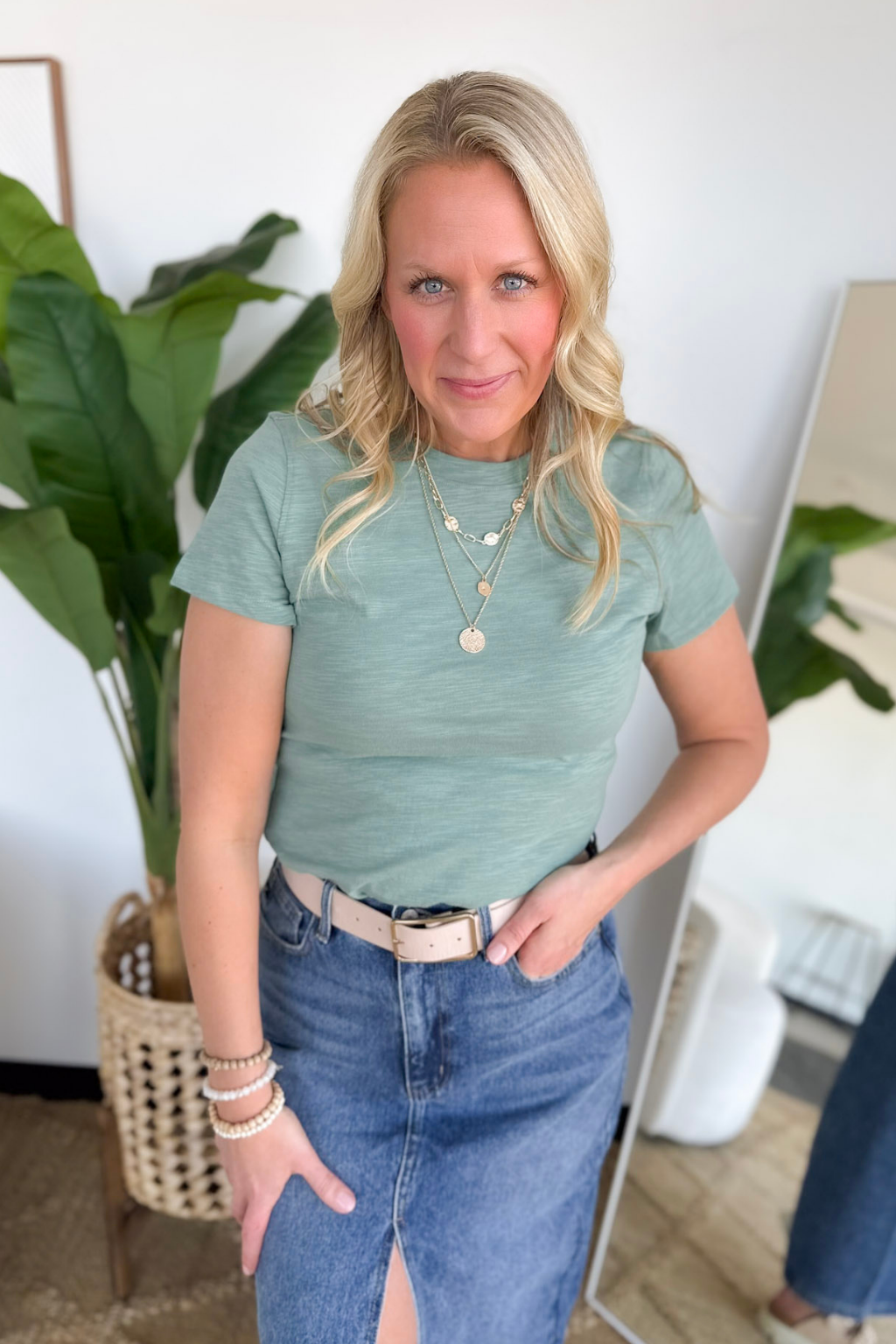 Basic Solid Short Sleeve Tee