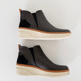Black Platform Boots