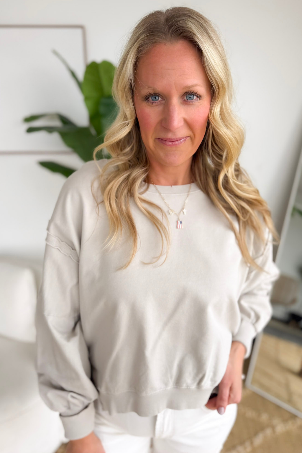 High/Low Hemline Relaxed Pullover (3 Colors)