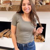 Scoop Neck Short Sleeve Basic Top (2 colors)