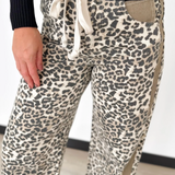 Sophie Contrast Slouchy Straight Leg Leopard Jeans