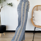 Raven Slouchy Straight Contrast Line Jeans