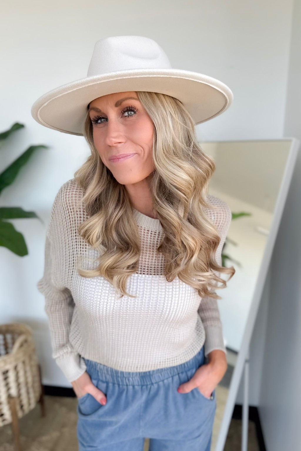 Lightweight Open Knit Long Sleeve Top (2 Colors)