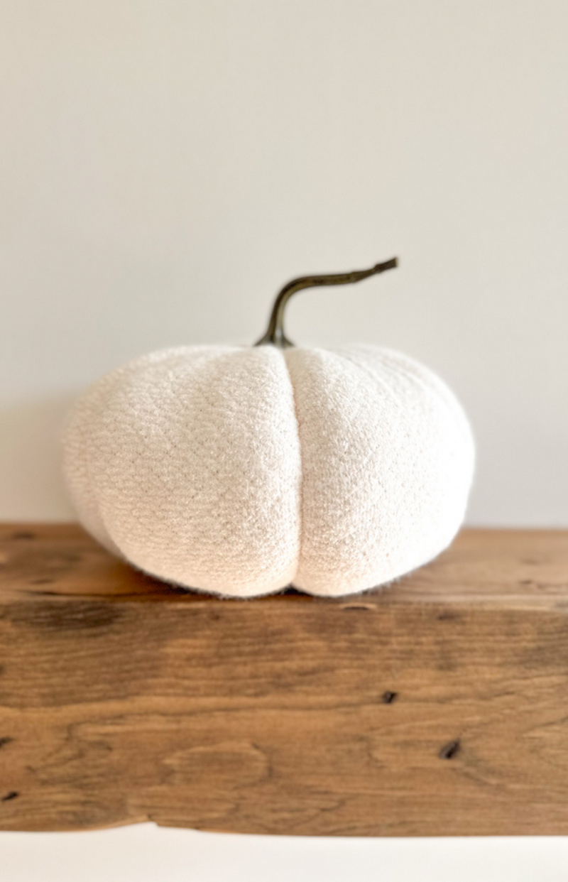 Fuzzy Knit Pumpkin White