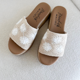 Flower Strap Raffia Wedge