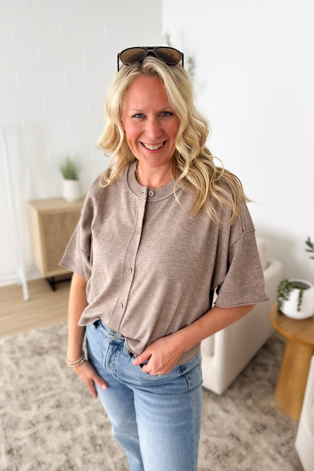 Peanut Crew Neck Cashmere Cardigan