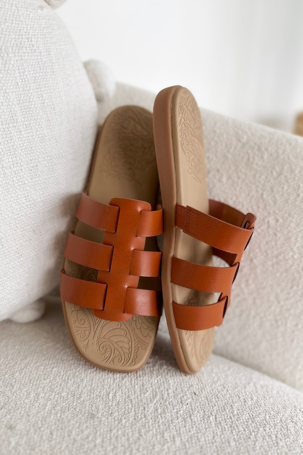 Scotch 3 Strap Slip on Sandal