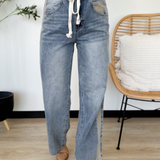 Raven Slouchy Straight Contrast Line Jeans