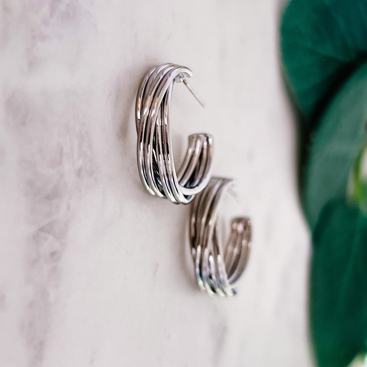 Medium Twisted Hoop Earrings