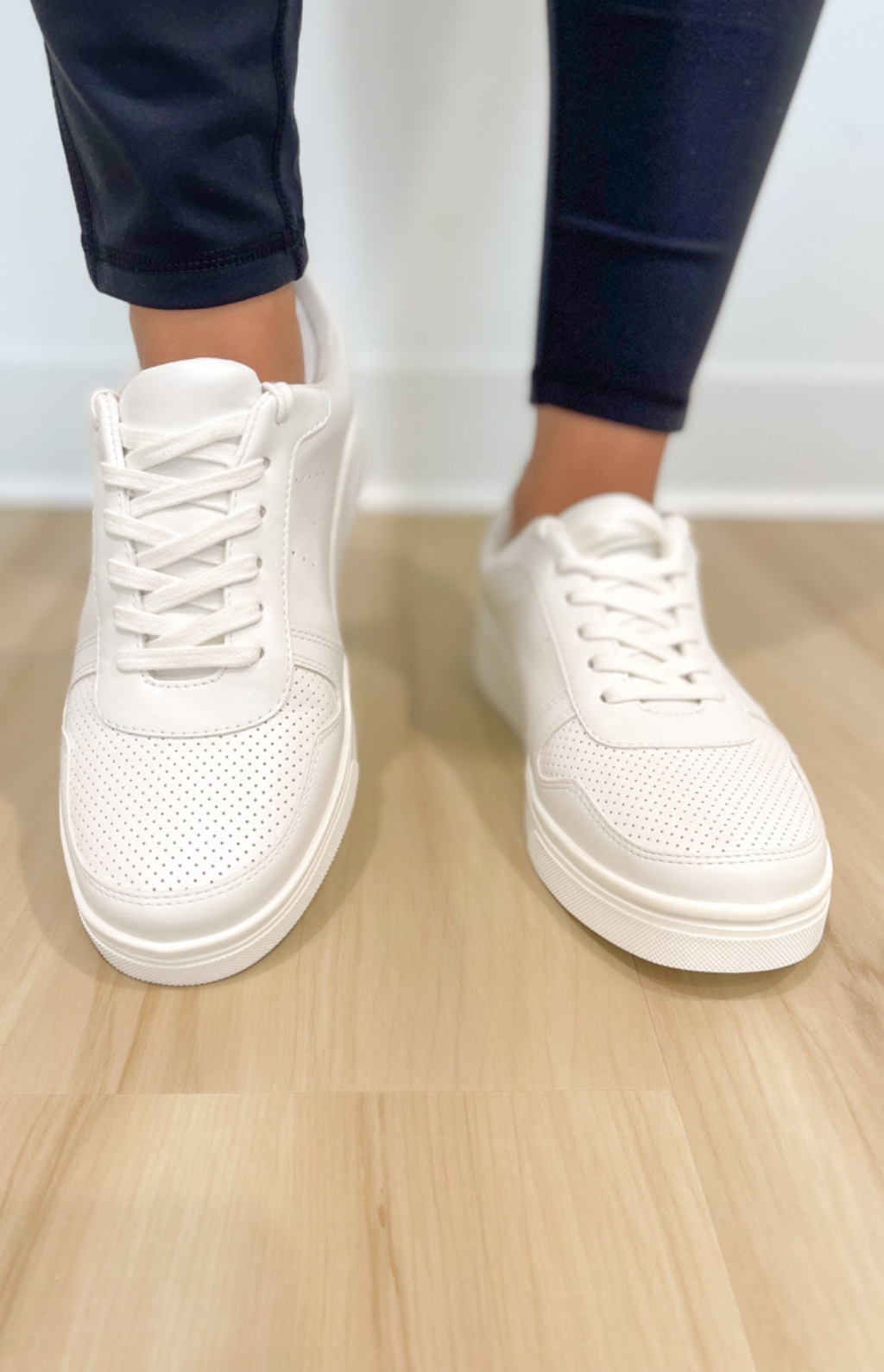 Ryder White Sneakers