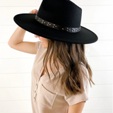 Weekend Desire Black Hat